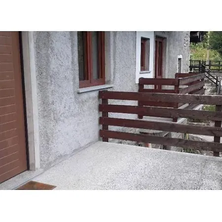 Casa Savoino * Варцо